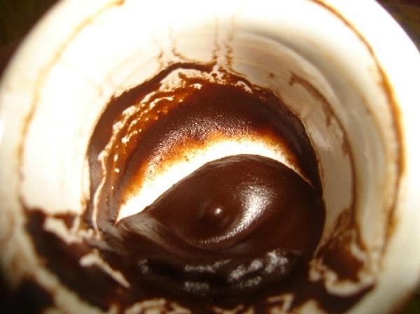 Kahve fincanına baktığında gördüğün ilk figür aşağıdakilerden hangisi?