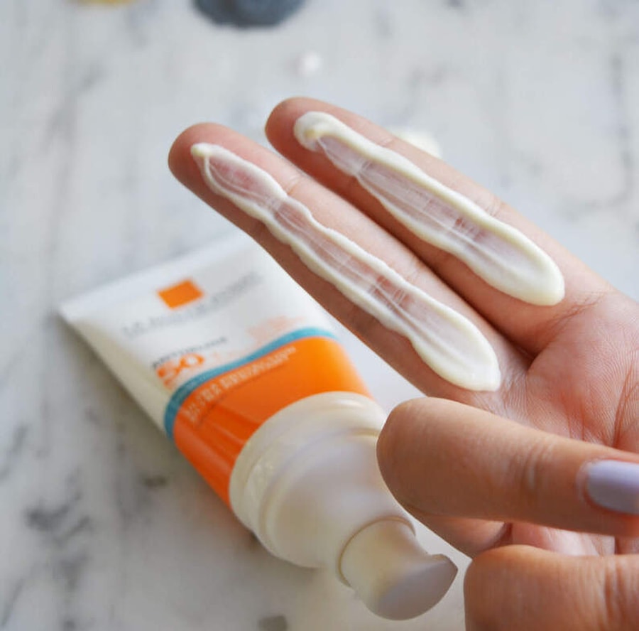 Крем от загара soskin. Pharmaceris spf. Stk2 spf. Stk2 spf. Крем от загара вектор.