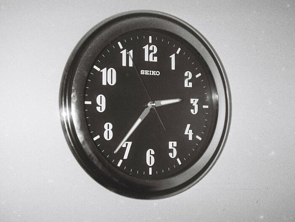 8. У некоторых людей роды не начинаются с того, что отходит вода, и через 30 минут рождается ребенок. У меня отошла вода, и через 29 часов ребенок решил появиться