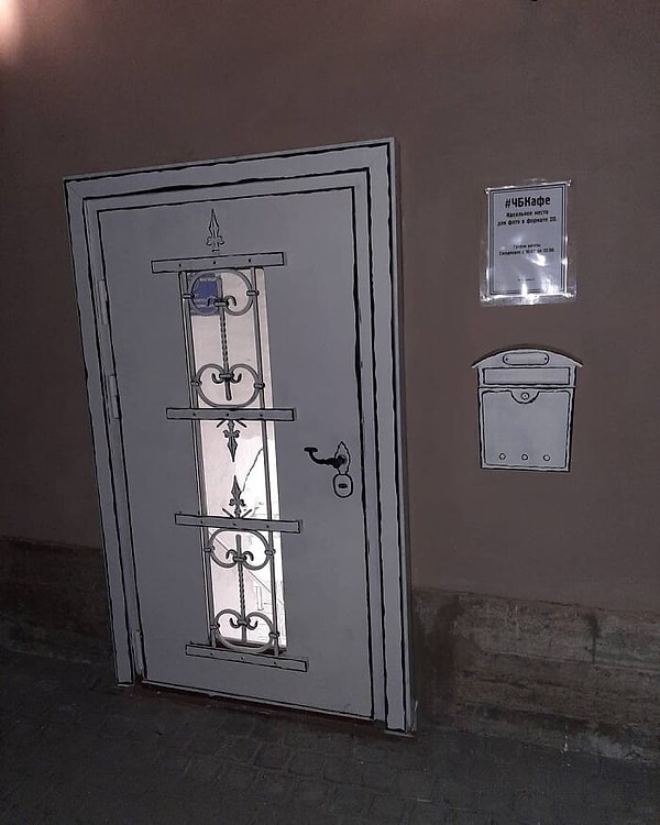 Можно согласиться с тем, что само кафе создано для любителей анимации и комиксов или просто тех, кто ищет быстрое приключение в странном мире 2D-иллюзий