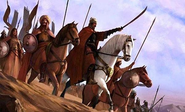 Üstelik Cengiz Han'ın oğullarının komutasındaki büyük bir Moğol ordusu başkent Urgenç'i kuşatır ve kenti tamamen yok eder.