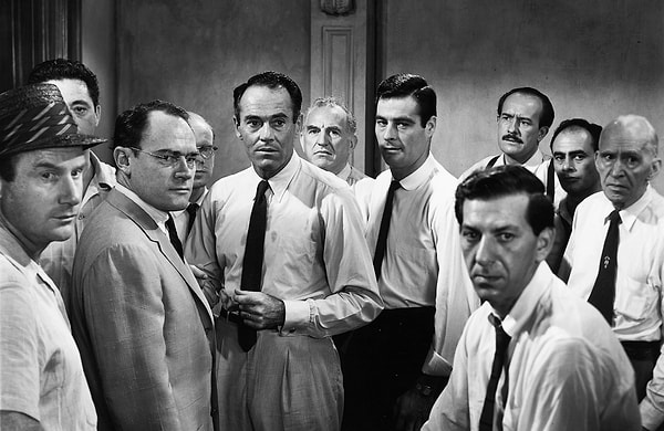 2. 12 Öfkeli Adam (Twelve Angry Men), 1957