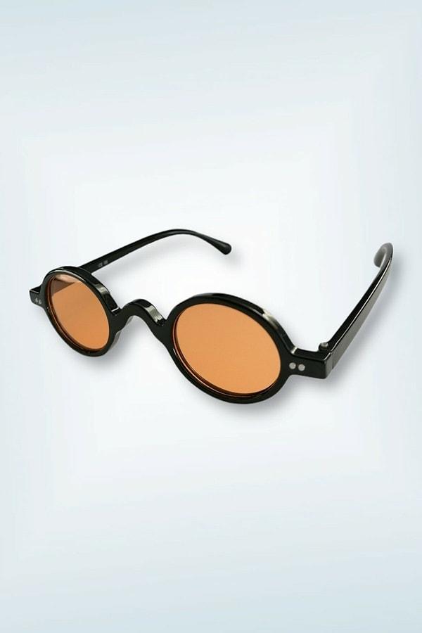 7. Sarı, turuncu açık kahverengi cam rengi sahip gözlükler ise nispeten düşük ışık seviyesi için uygundur.