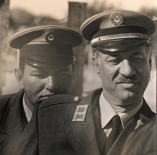 9. Ali Sunal