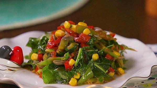 5. Taze Fasulye Salatası Tarifi: