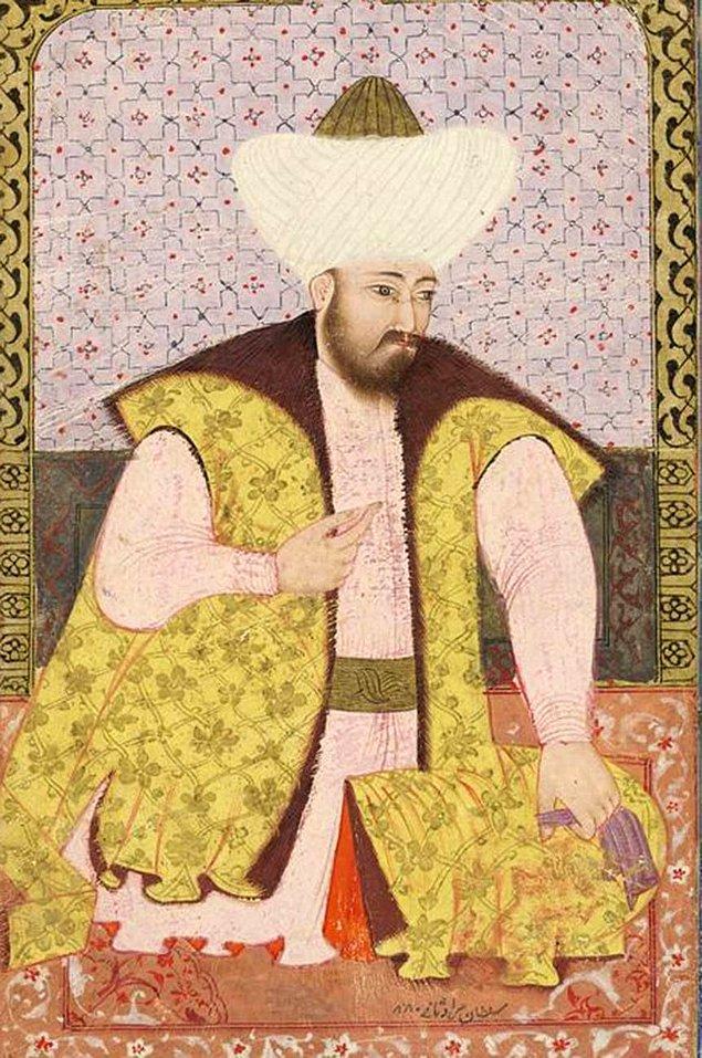 5. II. Murad (1421 – 1451) "Düzmece Mustafa" dahil 3 kardeşini ve amcası Mustafa Çelebi'yi öldürür.