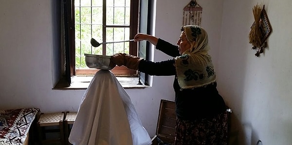 Nazar Değince Kurşun Dökmek: Plasebo ve Sosyal Destek Etkisi