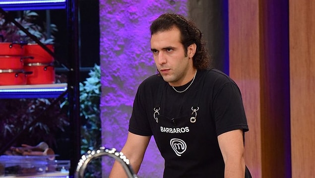 Ve yine onun kadar hırslı bir diğer isim Barbaros'la finalde kapışmışlardı. Barbaros da yarışmanın başından beri favori isimlerden biriydi.
