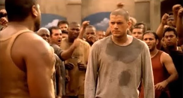 7. Половина сокамерников психически больны - не только несколько сумасшедших, которых в фильмах используют для добавления интересной картинки, нет. Сумасшедших в реале очень многое количество