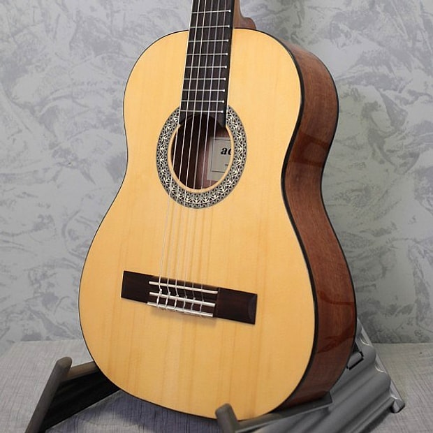 Klasik Gitar