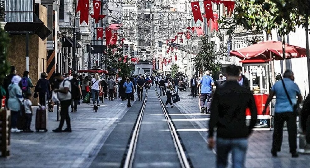 Koronavirüs Türkiye: Son 24 Saatte 5 bin 266 Yeni Vaka, 51 Can Kaybı