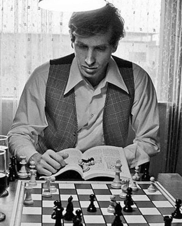 10. Bobby Fischer