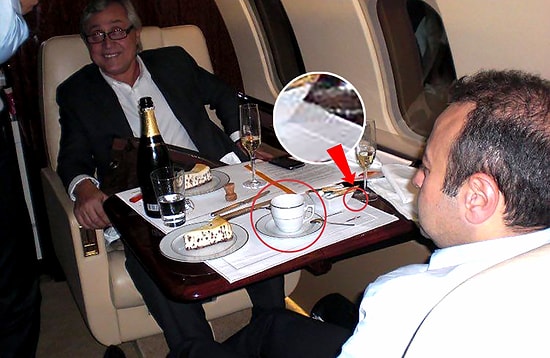Egemen Bağış'ın Uçakta Şampanyalı Fotoğrafını Analiz Ettiler: Kek, Kahve Toplanmadan Başka Servis Yapılır mı?