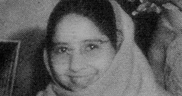 Devi, önceki hayatındaki isminin Lugdi olduğunu ve 1925 yılının Ekim ayında bir erkek çocuk doğurduktan kısa süre sonra vefat ettiğini iddia etmiş.