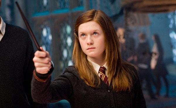 14. Harry Potter filmlerinde 'Ginny Weasley' karakterini canlandıran Bonnie Wright, serinin olduğu gibi kalması gerektiğini düşündüğünü söyledi.