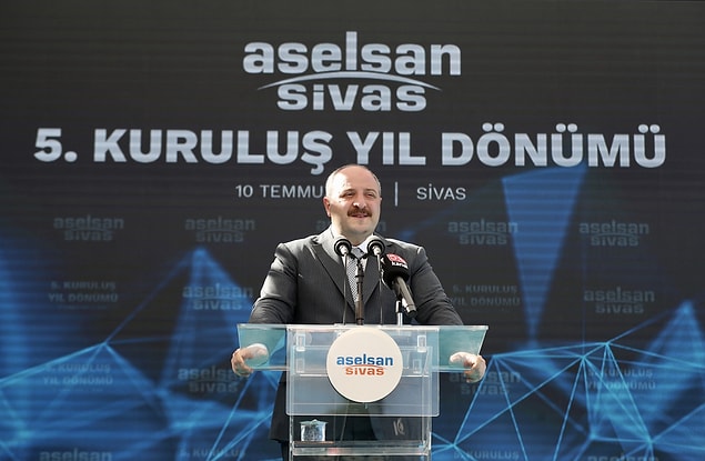 "Güya profesör"