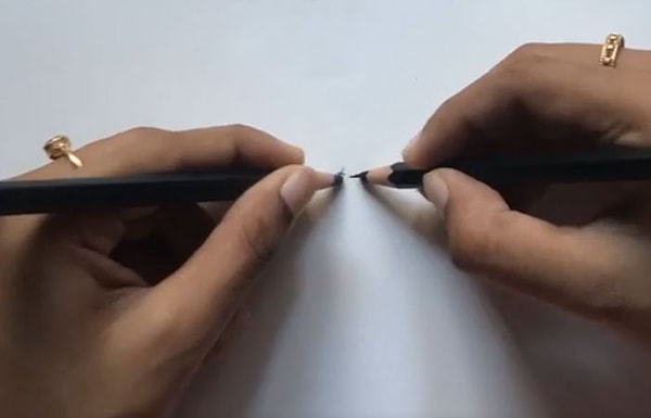 12. Только 1% людей владеют обеими руками - они не предпочитают использовать правую или левую руку