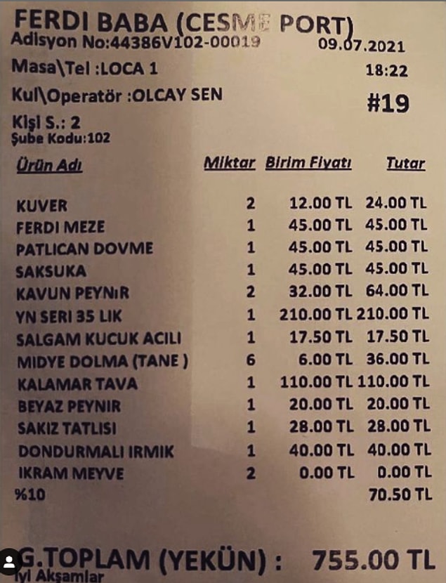 Çeşme Port'ta bulunan Ferdi Baba Restoranın adisyonu da tartışmaya açık.