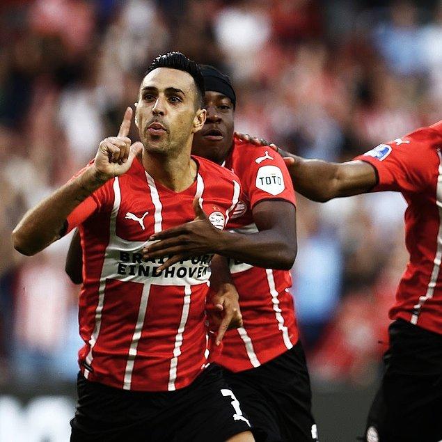 PSV'nin gollerini Zahavi (3) ve Mario Götze (2) atarken Galatasaray'ın tek golü Emre Kılınç'tan geldi.