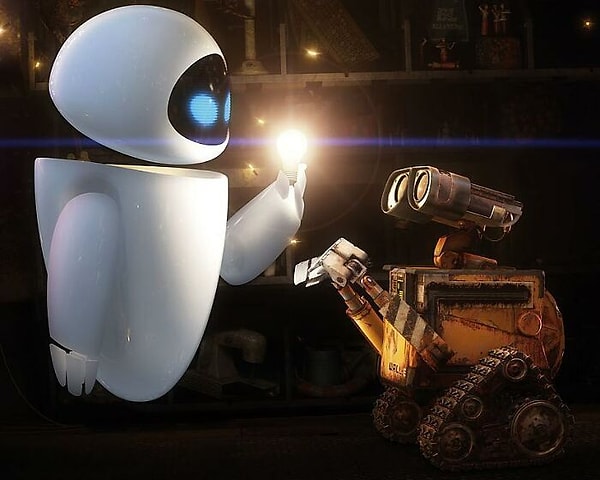 16. Маленький парень работает сверхурочно, а также ворует части тела у своих мертвых коллег, прежде чем бросить работу и отправиться в круиз со своей бессознательной подругой