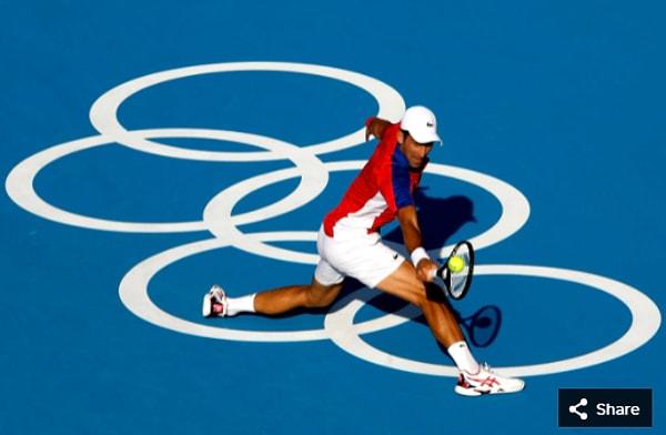 28. 24 Temmuz 2021'de Ariake Tenis Parkı'ndaki Tokyo 2020 Olimpiyatları'nda bireysel erkekler birinci tur maçından Sırp sporcu Novak Djokovic.