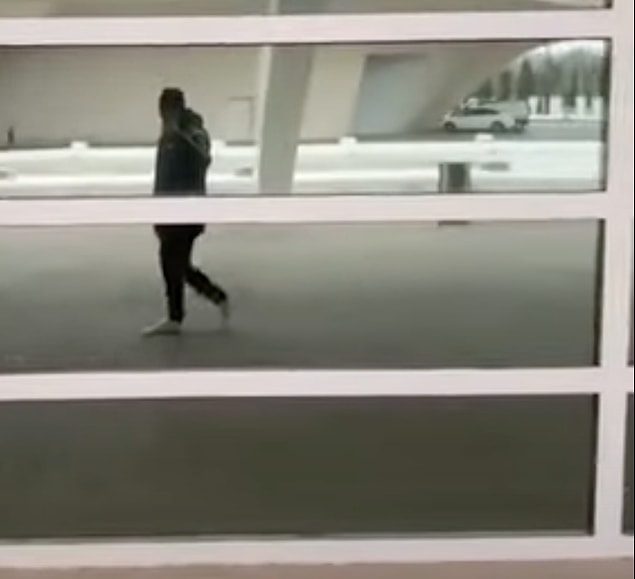 Sizi TikTok'da 'unicosobreviviente' kullanıcı adını kullanan Javier'le tanıştıralım.