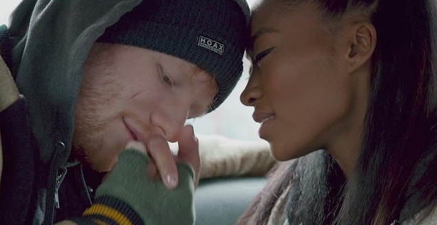 16. Ed Sheeran en büyük şarkılarından biri olan 'Shape of You'yu hiç sevmemiş.