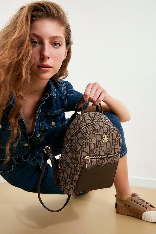 1. Pierre Cardin sırt çantası markanın en sevilen ürünleri arasında yer alıyor! 👍