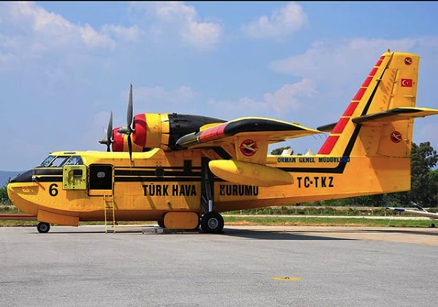 Yerde bekleyen uçakların pilotlarının göreve hazır olduğunu da söylüyor Yüceliş. Şimdi sorulacak soru şu: Her şey bu kadar hazırken neyi bekliyoruz?