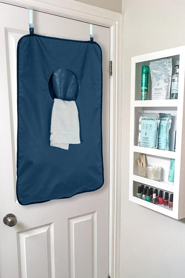 5. Alan tasarrufu için kapı arkası çamaşır sepetlerine göz atabilirsiniz.
