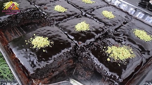 Islak Kek Tarifi Browni Tadında Islak Kek Yapımı…