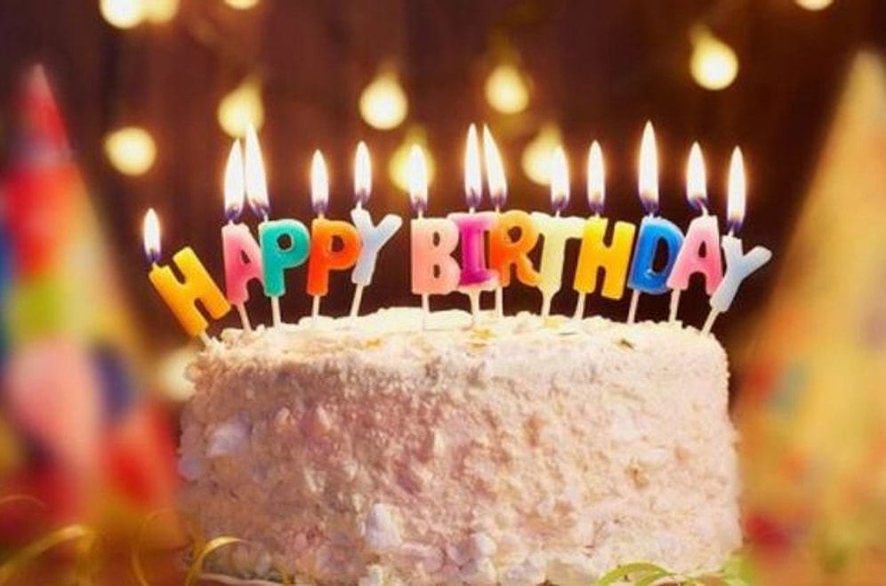 En Güzel ve En Anlamlı Doğum Günü Mesajları 2021... İşte Sevdiklerinizi Yanında Hissettirecek Sıcacık Sözler..