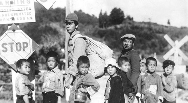 1948: Children of the Beehive – Hiroshi Shimizu