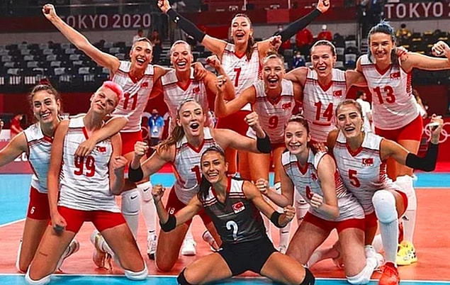 '2020 Tokyo Olimpiyatları'nda bizleri gururlandıran A Milli Voleybol Kadın Takımımızın oyuncularını tanıtacağız size sırayla.' demiştik hatırlarsanız...