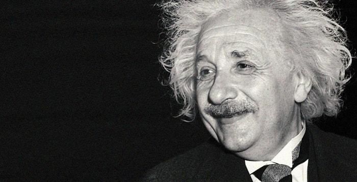 Albert Einstein Kimdir? Albert Einstein'ın Hayatı ve Çalışmaları...