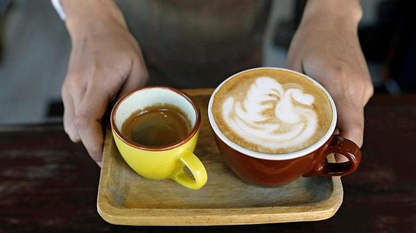16. Ortalama bir fincan kahvede espressodan daha fazla kafein vardır.