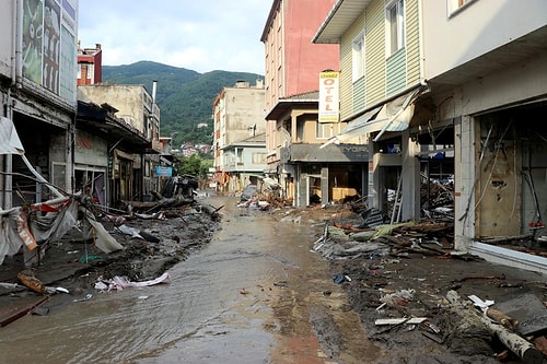 Sel Felaketinde Can Kaybı 17'ye Yükseldi