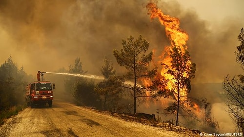 Karadeniz'de Yaşanan Sel Felaketi İçin Tekrar Halktan Yardım İstenmesi Vatandaşı Sinirlendirdi!