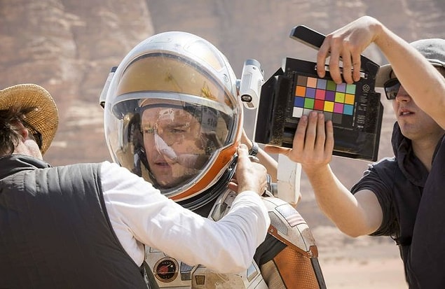 4. Matt Damon Marslı setinde.