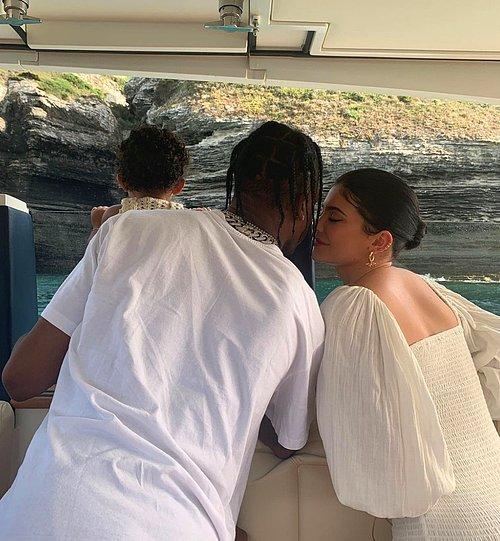 Dünyaca Ünlü İsim Kylie Jenner ve Travis Scott'ın İkinci Bebeklerini Bekledikleri Sav Edildi
