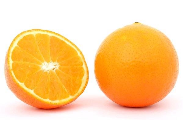 9. Portakal kokusu stresi azaltır. Bir portakalı koklamak ya da yemek stresi %70 oranında azaltabilir.