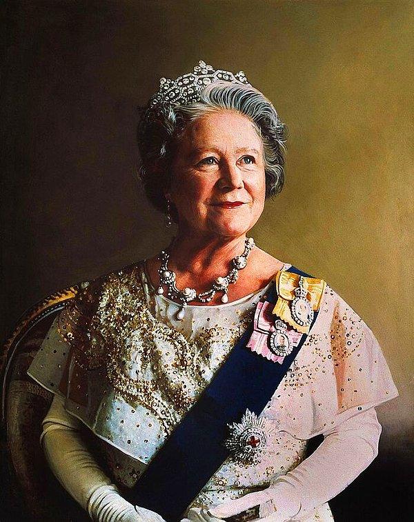 10. 1982'de Kraliçe Elizabeth, boğazına bir balık kılçığı sıkışınca hastaneye kaldırılmış ve çıkarmak için ameliyat olmuştur. Ameliyat sonrasında "balık benden intikamını aldı" diye şaka yapmıştır.