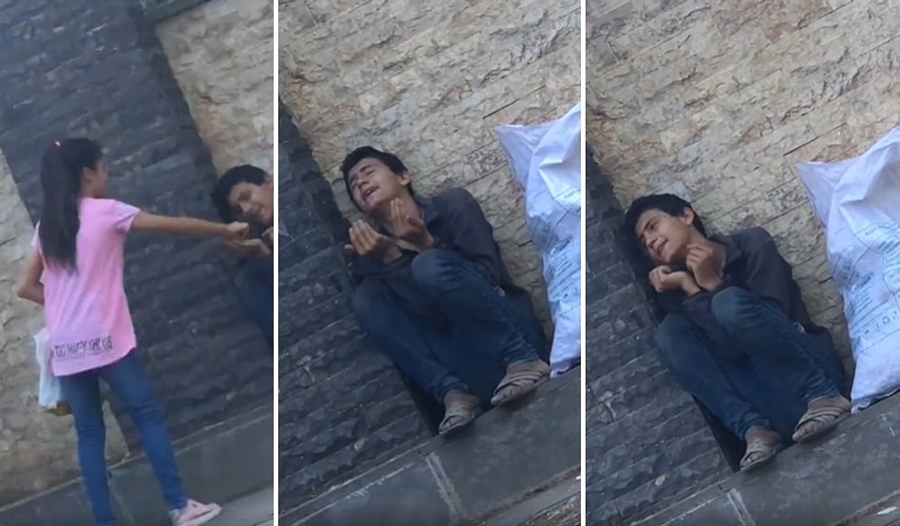 Adaletin Batsın Dünya: Kendisine Para Verilen Çocuğun O Anlarını İzlerken Ciğerleriniz Yanacak!