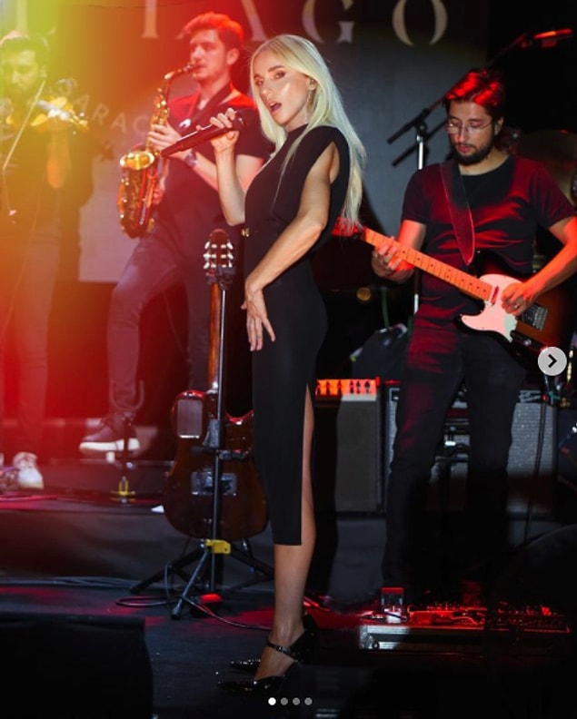 Sapanca konserinde giydiği şu elbise... Ah kalbim! 😍