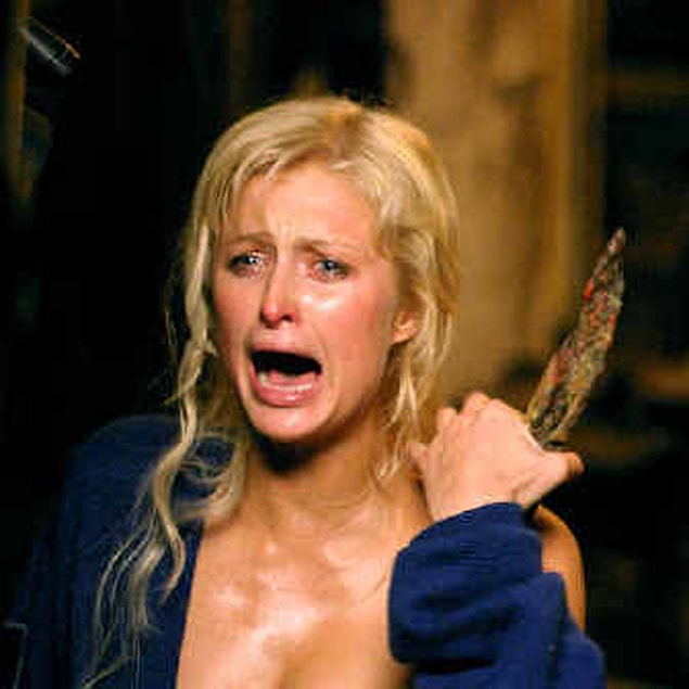 3. 'House of Wax' filminde rol alan Paris Hilton, çığlık atacağı bir sahnede utandığı için bütün film ekibinin kendisiyle beraber çığlık atmasını istemiş.