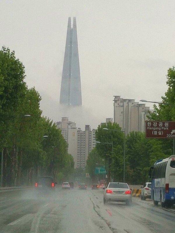 22. Sauron'un karanlık kulesi Seoul'da!