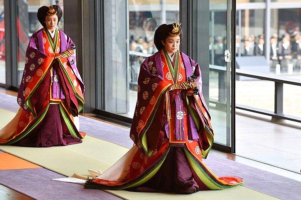 Geçtiğimiz yıllarda evlenme kararı alan Japon Prenses Mako, evliliği için kraliyet unvanlarından vazgeçmişti.