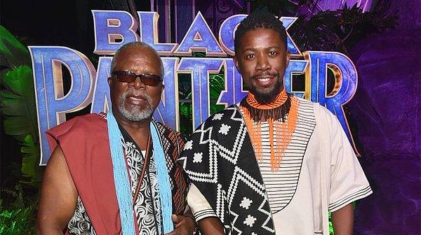 8. Marvel'ın 'Black Panther' filminde T'Chaka karakterini John Kani, gençliğini ise oğlu Atandwa canlandırdı.