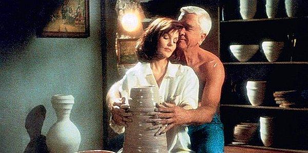 44. The Naked Gun: From the Files of Police Squad! (1988)