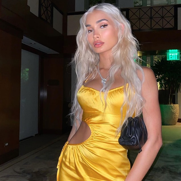 7. Pia Mia
